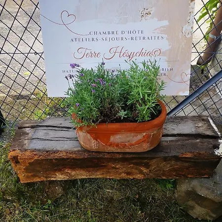 Terre Hesychia Pléaux